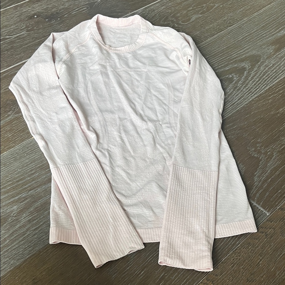 lululemon athletica Light Pink Long Sleeve swiftly Top- floral design!